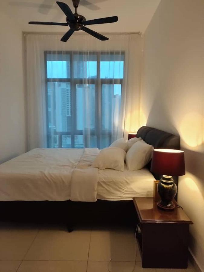 Klcc Legasi Direct View With A Superking Bed At A 3-Bedroom Premium Unit Kuala Lumpur Bagian luar foto