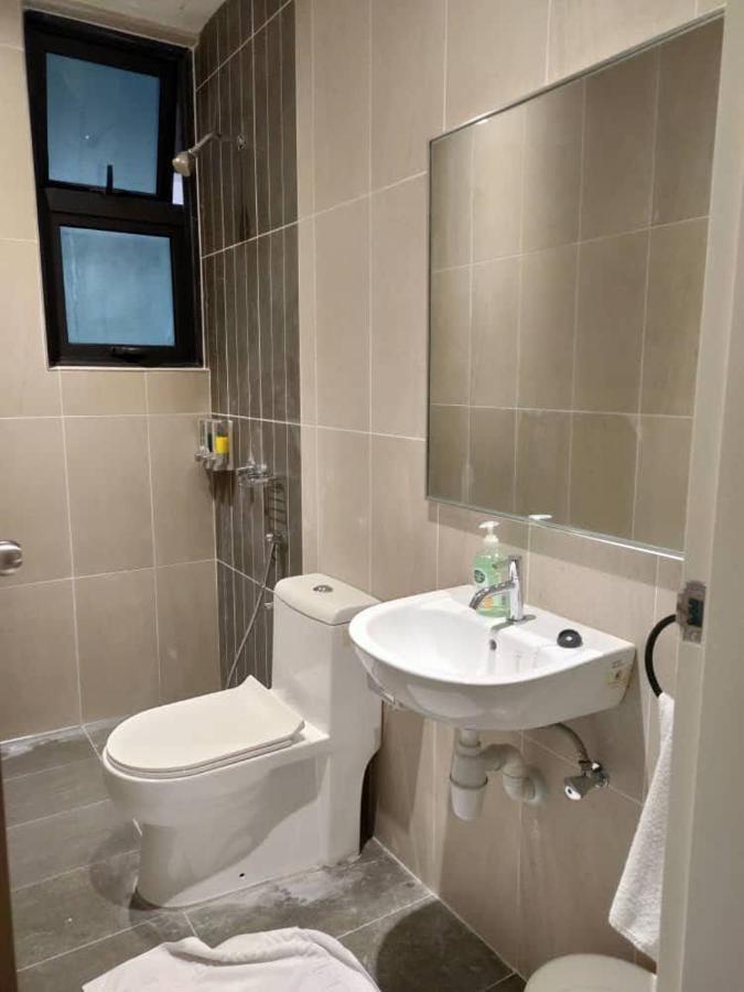 Klcc Legasi Direct View With A Superking Bed At A 3-Bedroom Premium Unit Kuala Lumpur Bagian luar foto