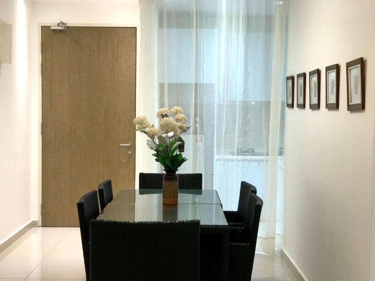 Klcc Legasi Direct View With A Superking Bed At A 3-Bedroom Premium Unit Kuala Lumpur Bagian luar foto